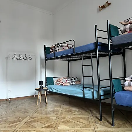 Hostel Uno-no Alkohol Only Comfort Krakau