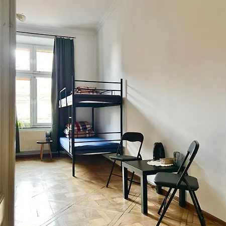 Hostel Uno-no Alkohol Only Comfort