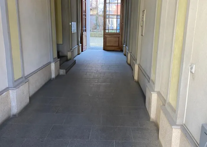 Uno-no Alkohol! Only Comfort ホステル